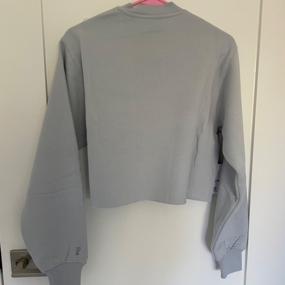 Aritzia-TNA Cropped “Cozy Perfect” Sweatshirt - Picture 4 of 4